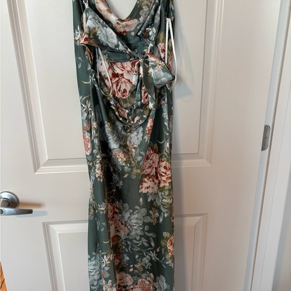 Petal & Pup Floral Maxi Dress in Teal and Pink - Picture 6 of 8